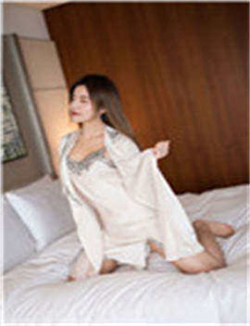 叶思佳的第12部分/腹肌小奶狗导管视频大全