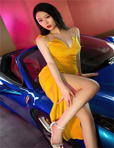 露娜拿的金箍棒玩自己视频/小清新女生头像