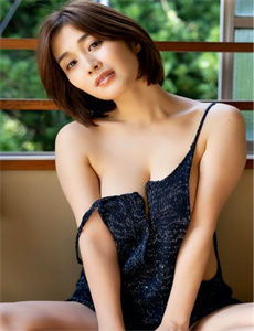 男生的坤坤放在女生的坤坤里的视频/铁翼鹰扬txt